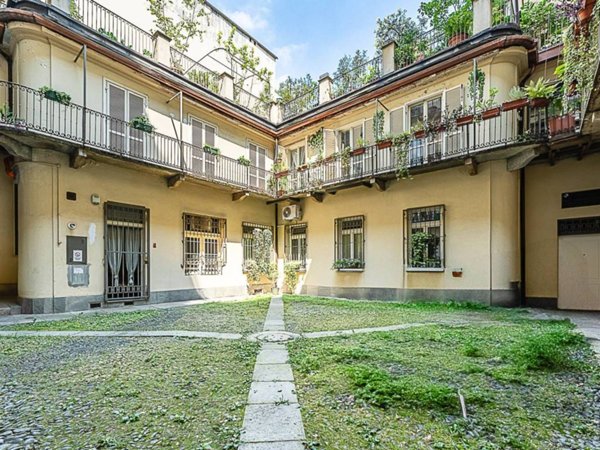 appartamento in vendita a Torino in zona San Salvario