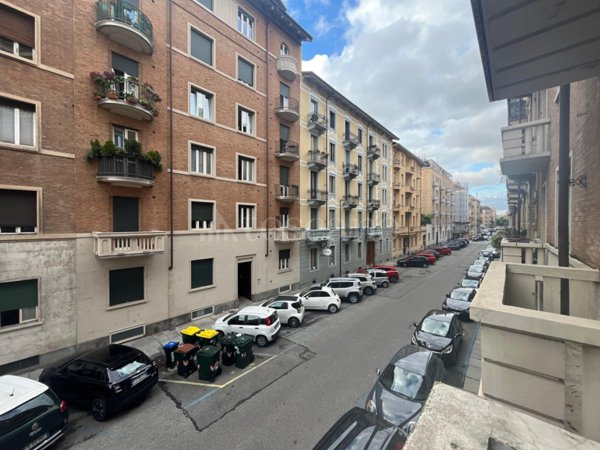 appartamento in vendita a Torino in zona Crocetta