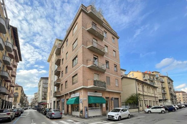 appartamento in vendita a Torino in zona Crocetta