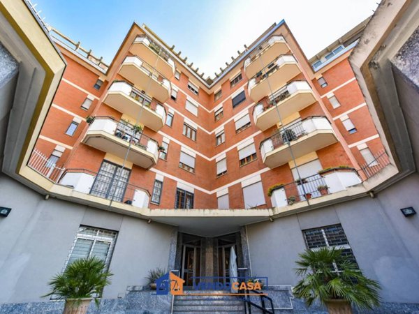 appartamento in vendita a Torino in zona Santa Rita