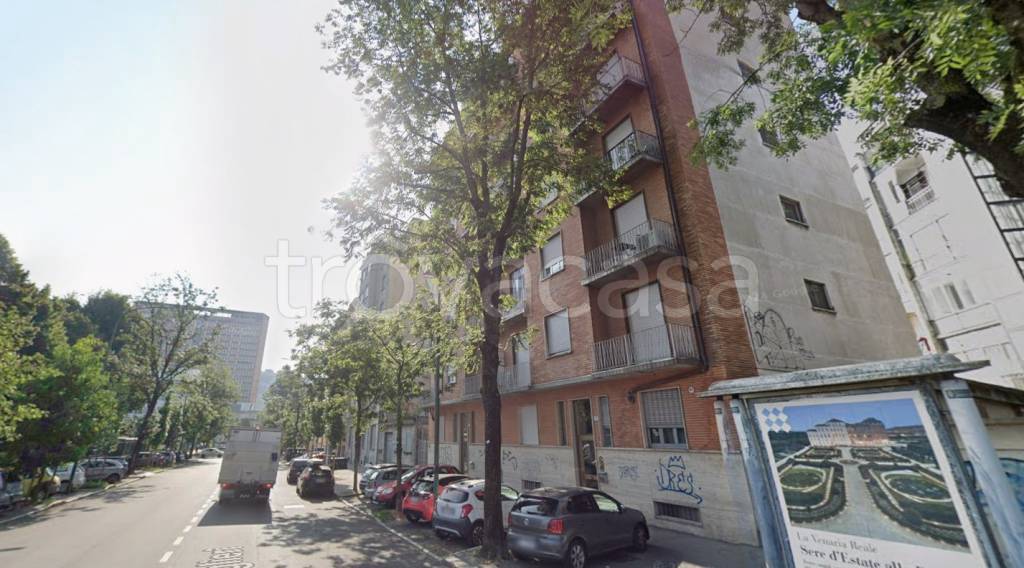appartamento in vendita a Torino in zona Millefonti
