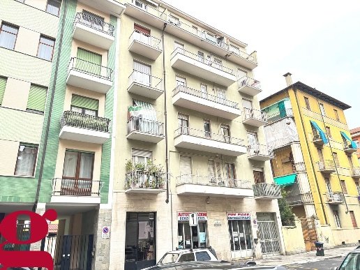 appartamento in vendita a Torino in zona Parella
