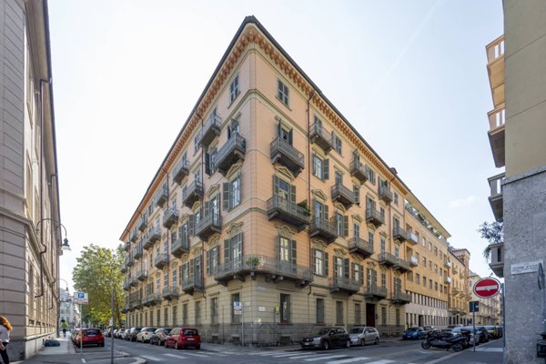 appartamento in vendita a Torino in zona Centro Storico