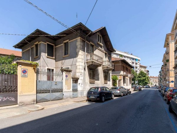 casa indipendente in vendita a Torino in zona San Donato