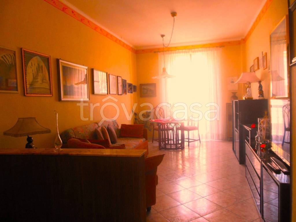 appartamento in vendita a Torino in zona Parella