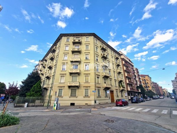 appartamento in vendita a Torino in zona Campidoglio