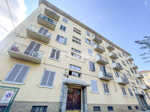 appartamento in vendita a Torino in zona Borgata Vittoria