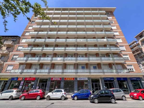 appartamento in vendita a Torino in zona Parella