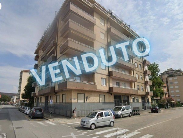 appartamento in vendita a Torino in zona Cenisia
