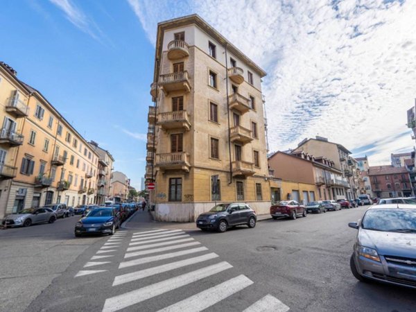 negozio in vendita a Torino in zona Borgo San Paolo