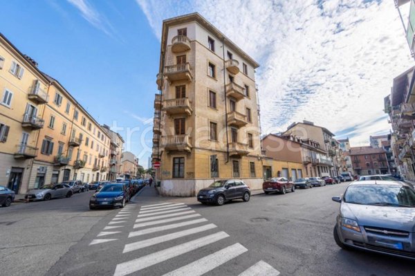 negozio in vendita a Torino in zona Borgo San Paolo