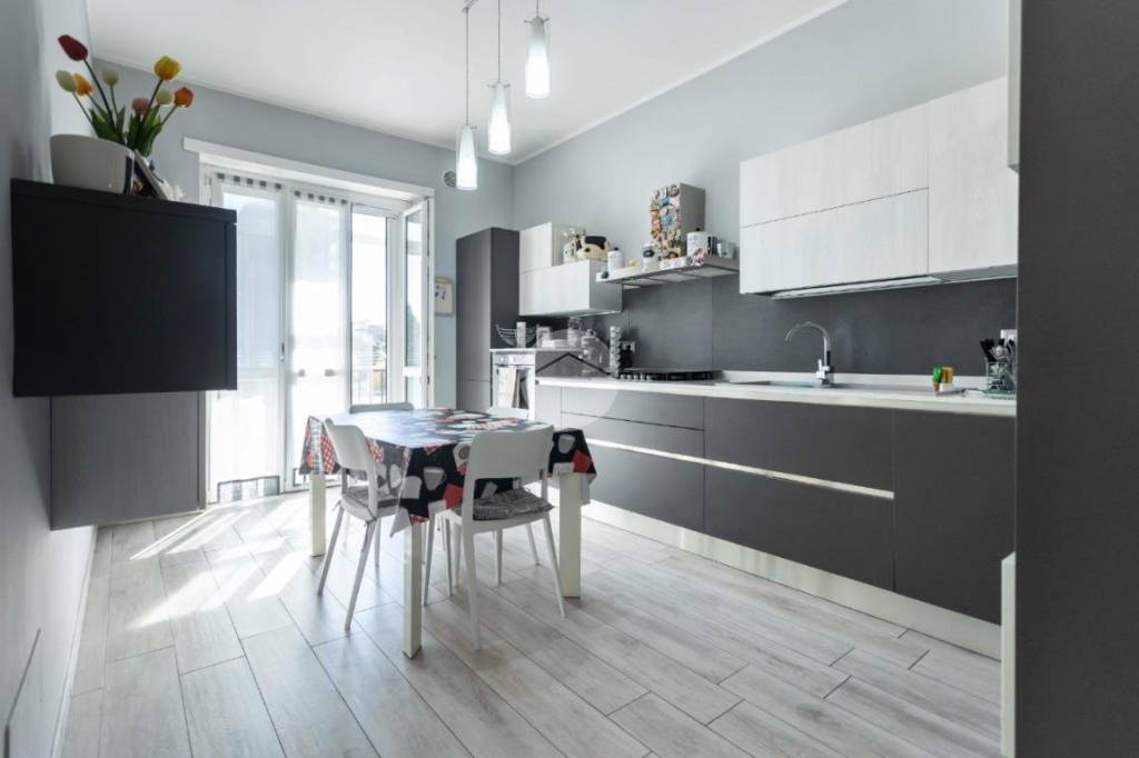appartamento in vendita a Torino in zona Borgata Vittoria