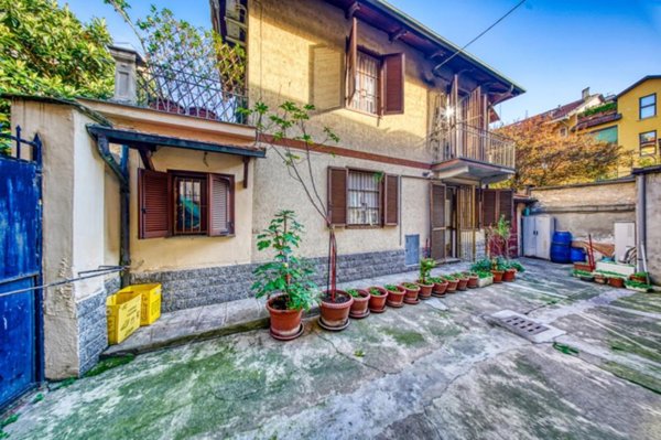 casa indipendente in vendita a Torino in zona Parella