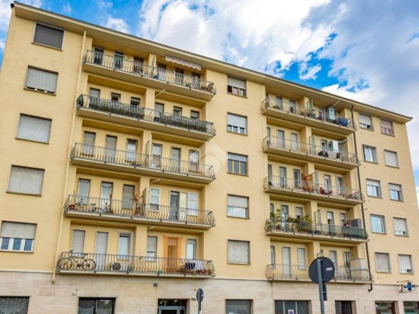 appartamento in vendita a Torino in zona Aurora