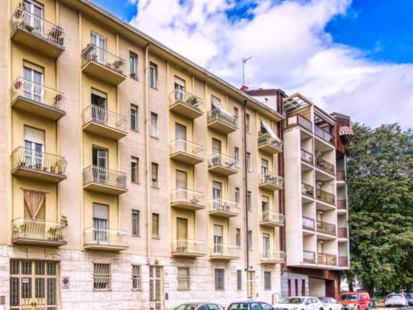 appartamento in vendita a Torino in zona Pozzo Strada