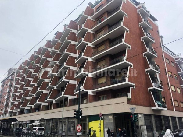 negozio in vendita a Torino in zona Rebaudengo