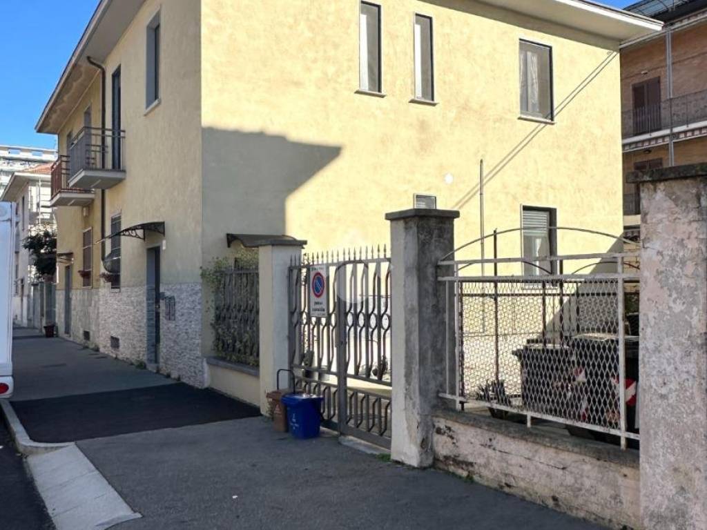 appartamento in vendita a Torino in zona Mirafiori Nord