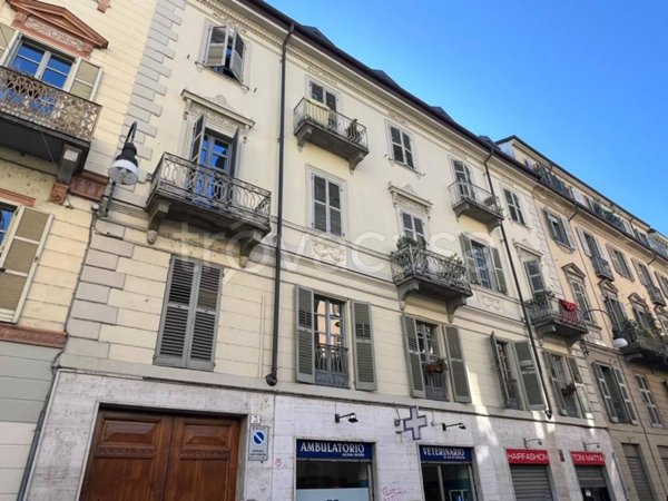 locale commerciale in vendita a Torino