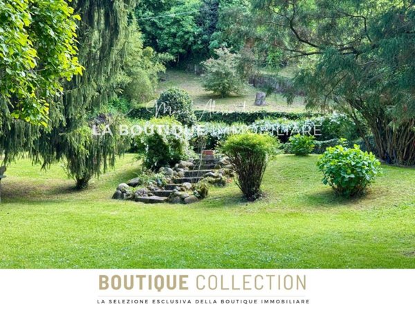 casa indipendente in vendita a Torino in zona Sassi