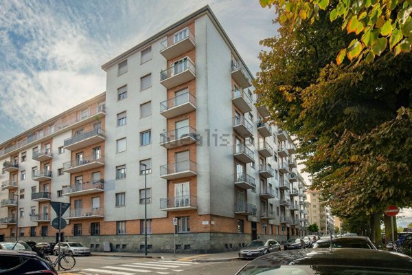 appartamento in vendita a Torino in zona Santa Rita