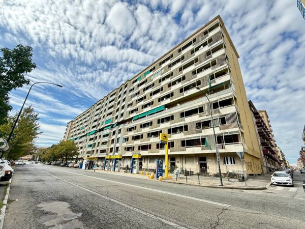 appartamento in vendita a Torino in zona Millefonti