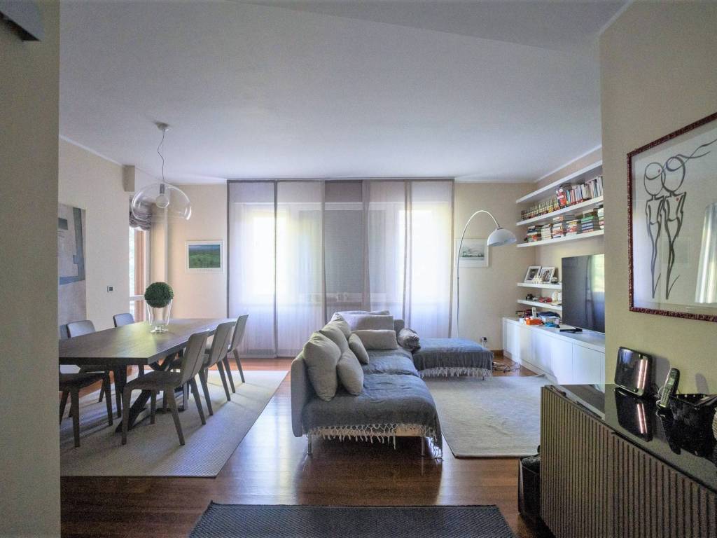 appartamento in vendita a Torino in zona Borgo Po