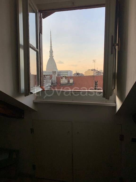 appartamento in vendita a Torino in zona Vanchiglia
