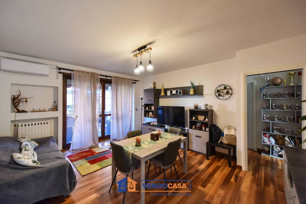 appartamento in vendita a Torino in zona Barca