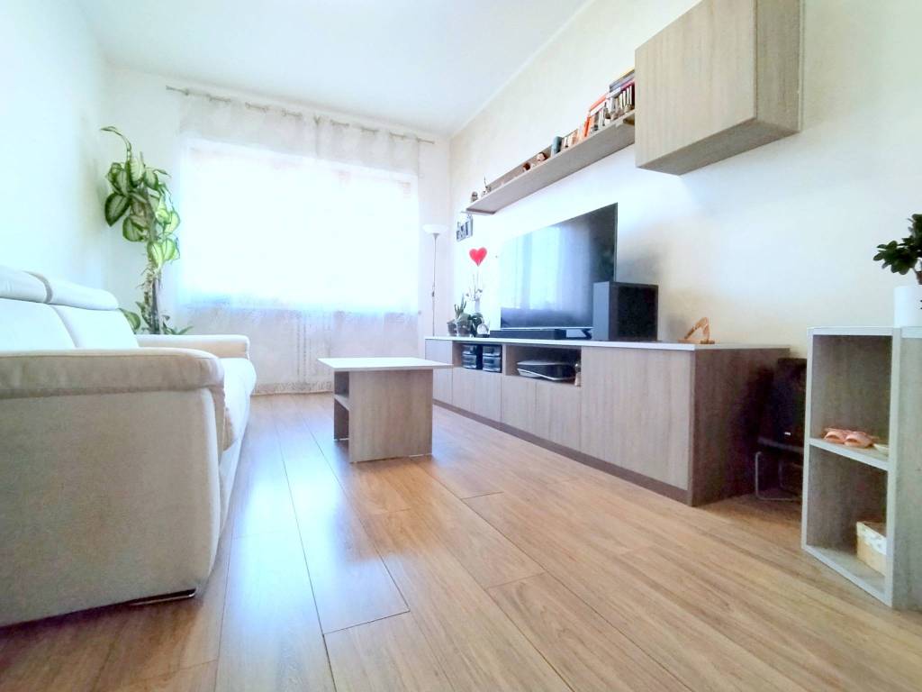 appartamento in vendita a Torino in zona Mirafiori Nord