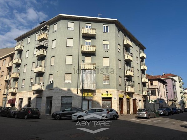 appartamento in vendita a Torino in zona Cenisia