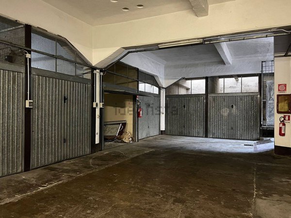 casa indipendente in vendita a Torino in zona Rosa