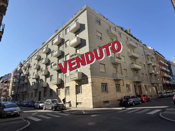 appartamento in vendita a Torino in zona San Salvario
