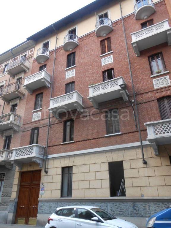 appartamento in vendita a Torino in zona Aurora