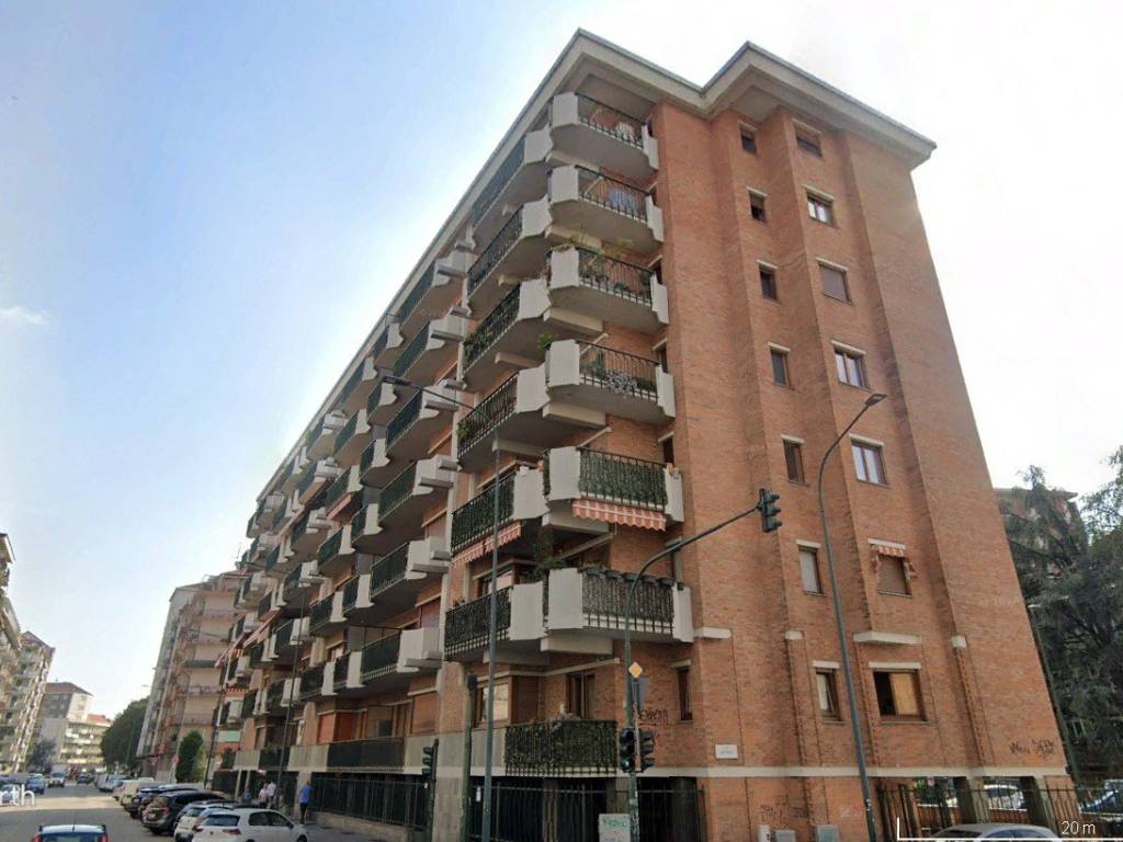 appartamento in vendita a Torino in zona Santa Rita