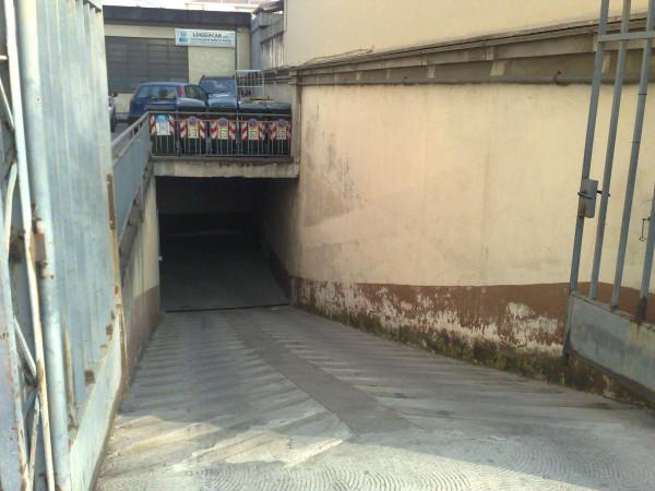 negozio in vendita a Torino in zona Mirafiori Sud