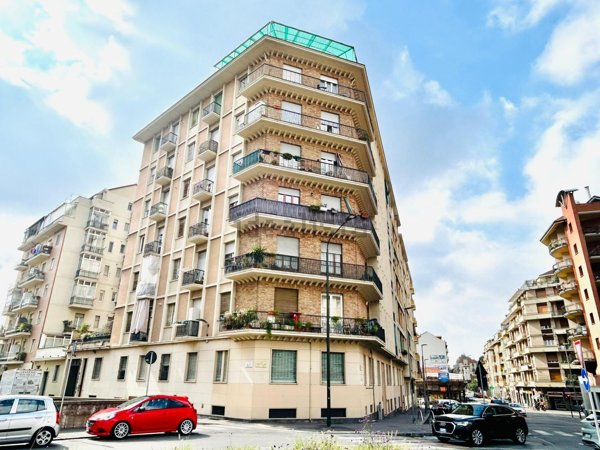 appartamento in vendita a Torino in zona Aurora