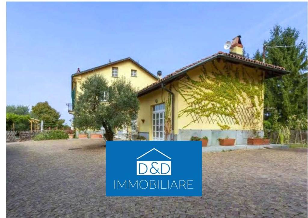 casa indipendente in vendita a Torino in zona Superga