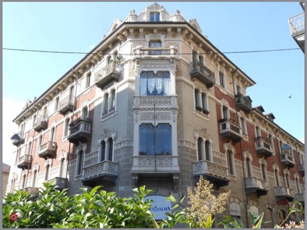appartamento in vendita a Torino in zona Cit Turin