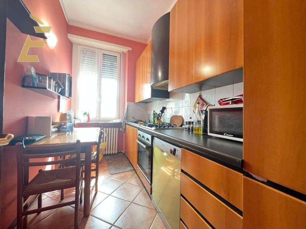 appartamento in vendita a Torino in zona Cenisia