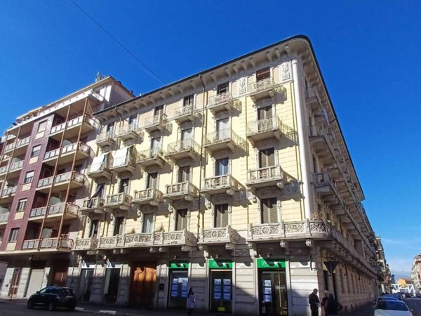 appartamento in vendita a Torino in zona Aurora