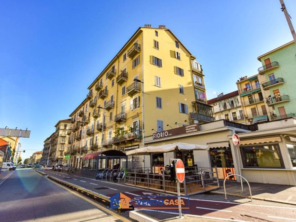 appartamento in vendita a Torino in zona Lingotto