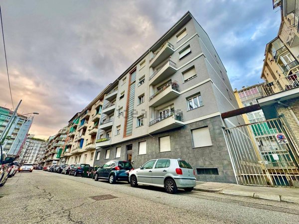 appartamento in vendita a Torino in zona Santa Rita