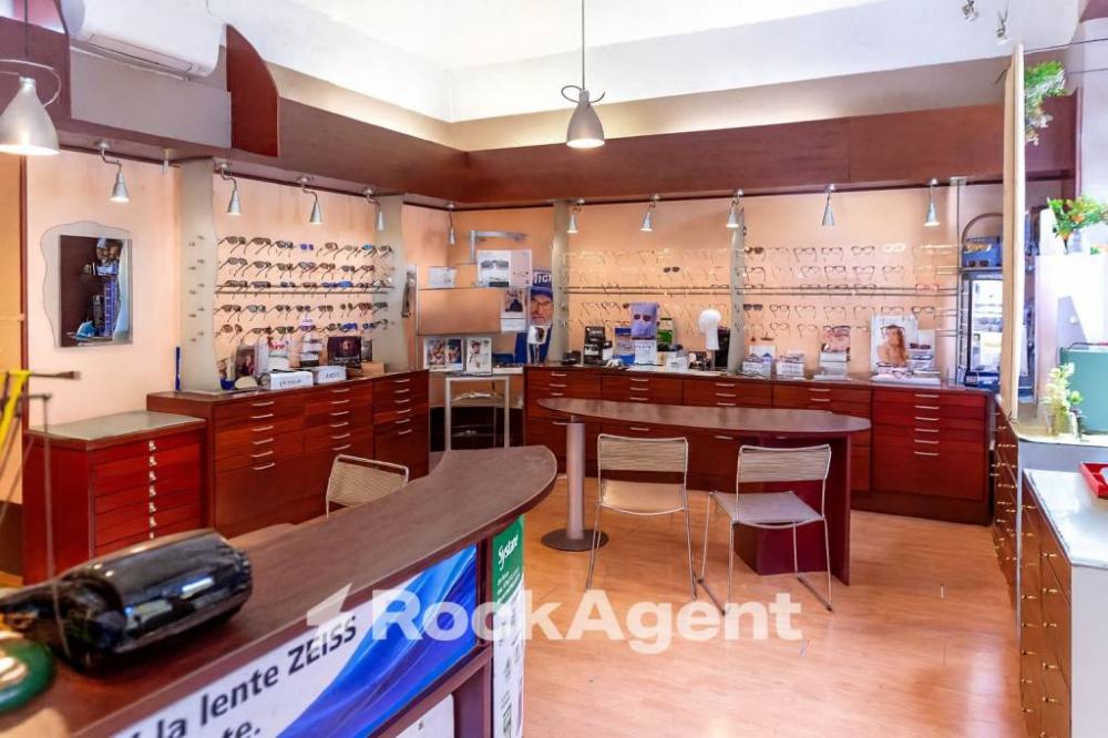 negozio in vendita a Torino in zona Crocetta