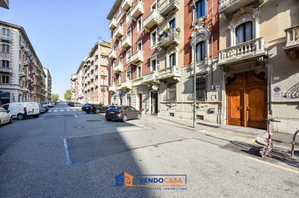 appartamento in vendita a Torino in zona Crocetta
