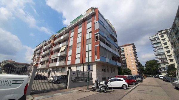 appartamento in vendita a Torino in zona Mirafiori Sud