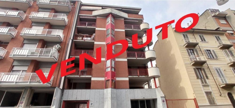 appartamento in vendita a Torino in zona Borgo San Paolo