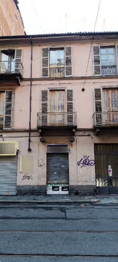 negozio in vendita a Torino in zona San Salvario