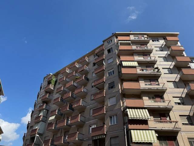 appartamento in vendita a Torino in zona Santa Rita