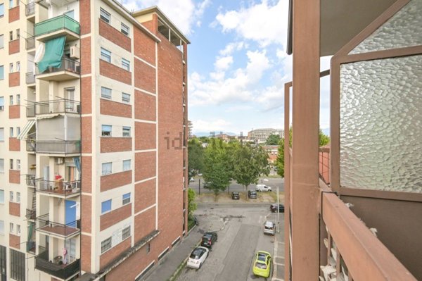 appartamento in vendita a Torino in zona Santa Rita