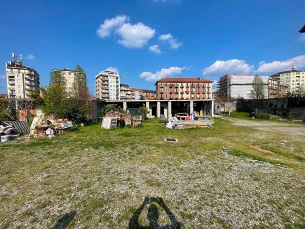 terreno agricolo in vendita a Torino in zona Borgata Vittoria